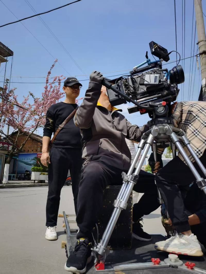 凉州区广告片拍摄：快消品牌爆款之选，网感内容适配社媒传播！
